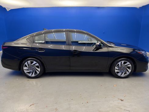 Certified 2025 Subaru Legacy Limited image 8