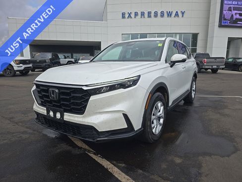 Used 2024 Honda CR-V LX image 1