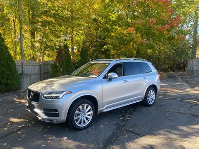 Used 2018 Volvo XC90 T5 Momentum w/ Convenience Package