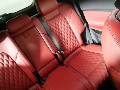 Used 2023 Genesis GV70 3.5T Sport w/ Sport Prestige Package image 14