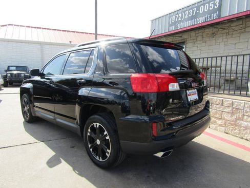 Used 2017 GMC Terrain SLT w/ Driver Alert Package I FWD image 3