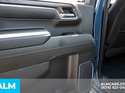 Used 2024 GMC Sierra 1500 SLT image 31