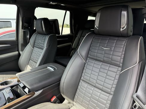 Used 2025 Cadillac Escalade Sport Platinum w/ LPO, Floor Liner Package image 3