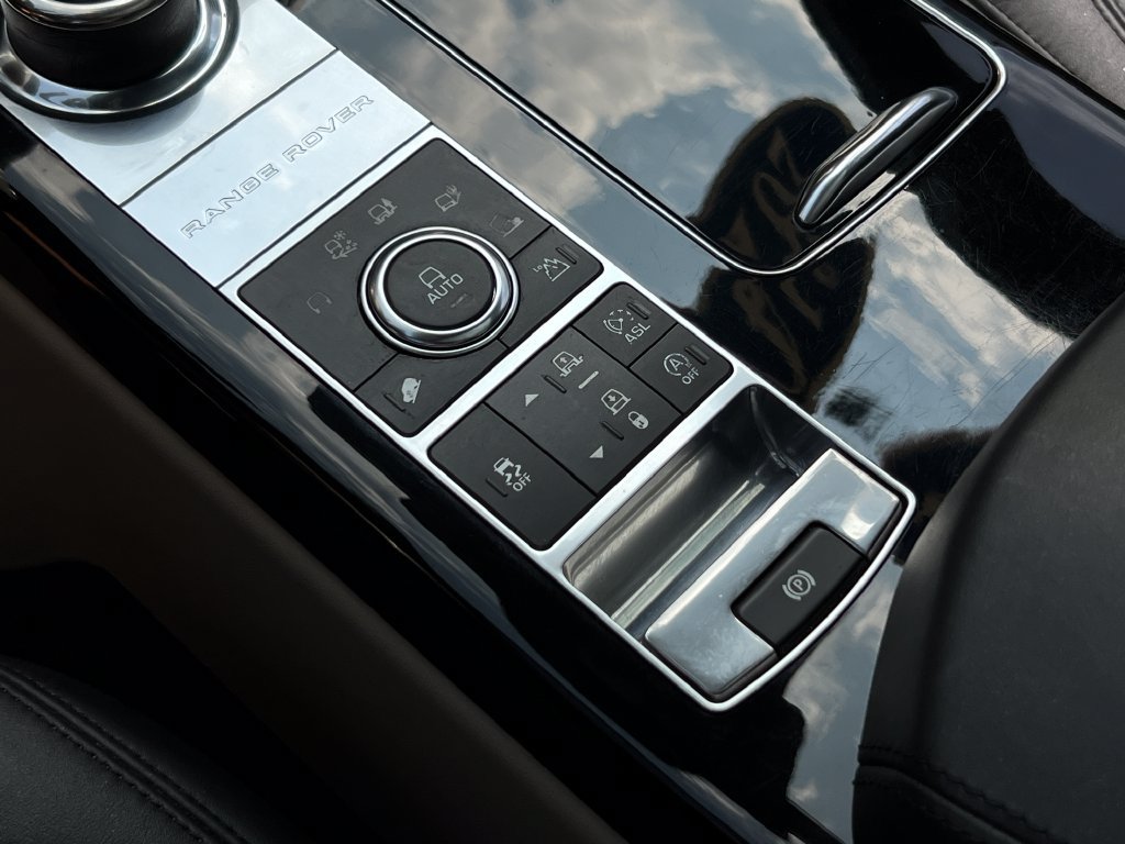 Used 2014 Land Rover Range Rover HSE AWD/4WD image 42