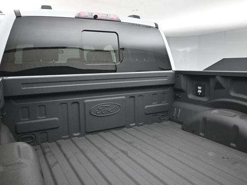 Used 2025 Ford F150 Raptor w/ Equipment Group 803A Raptor R AWD/4WD image 24