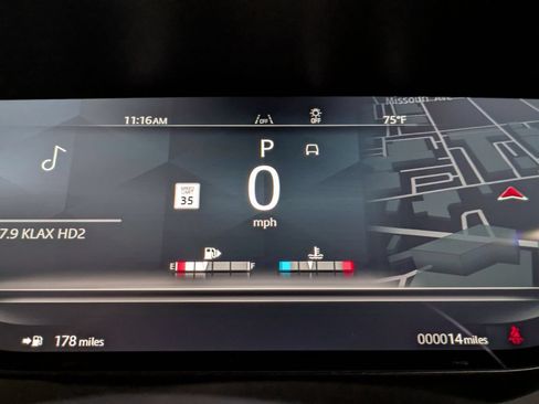 New 2026 Land Rover Range Rover Sport SE AWD/4WD image 36