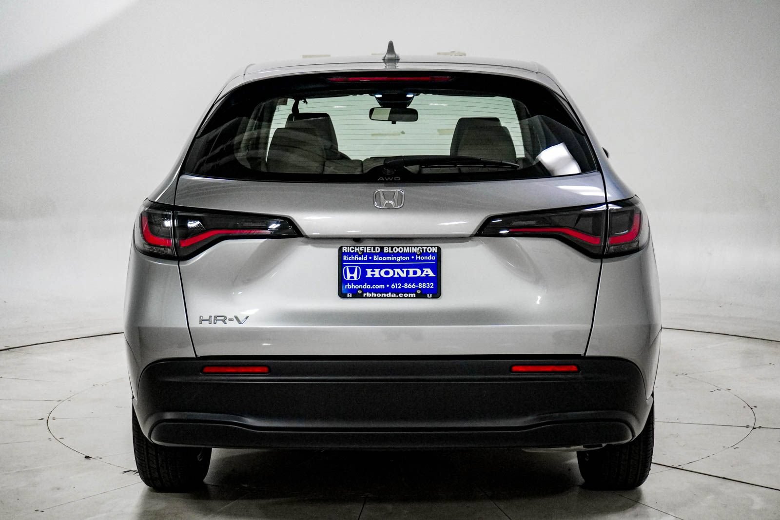 Used 2024 Honda HR-V LX image 5