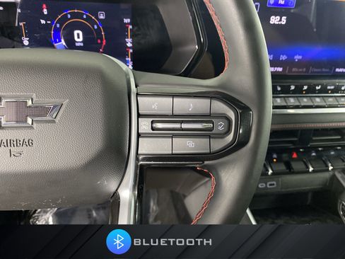Used 2023 Chevrolet Colorado Z71 w/ Z71 Convenience Package 2 AWD/4WD image 24