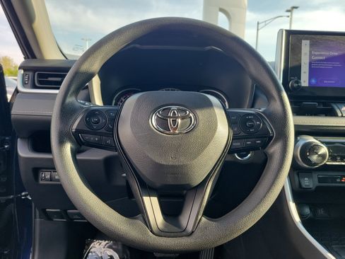 Certified 2025 Toyota RAV4 XLE AWD/4WD image 21