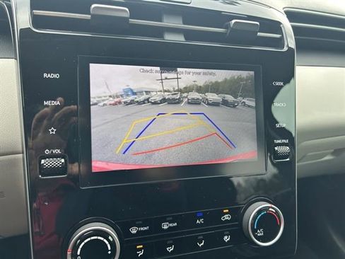 Used 2023 Hyundai Tucson SEL image 16