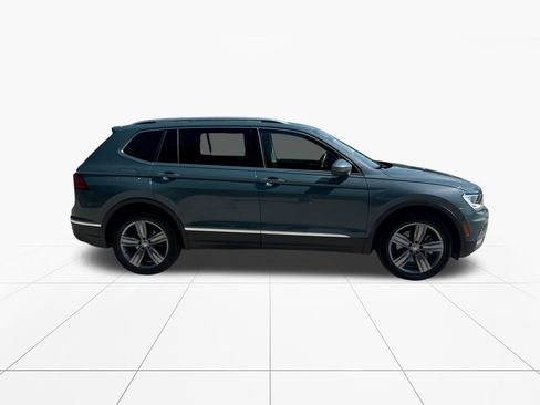 Used 2021 Volkswagen Tiguan SEL AWD/4WD image 9