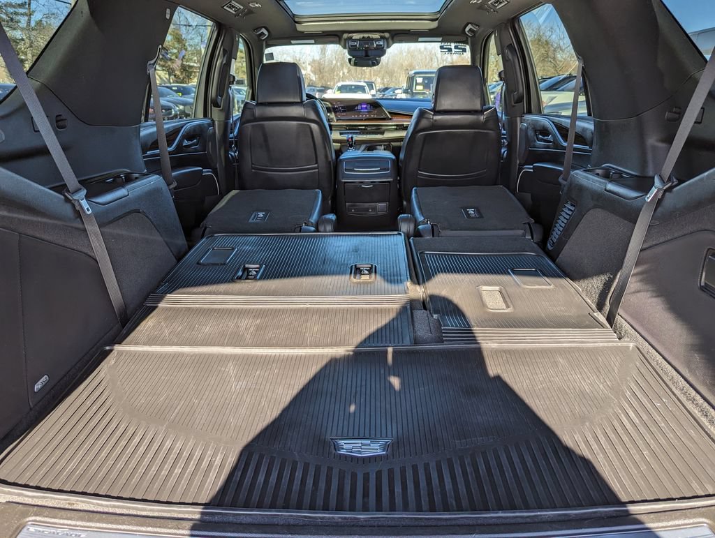 Used 2022 Cadillac Escalade Premium Luxury RWD image 48