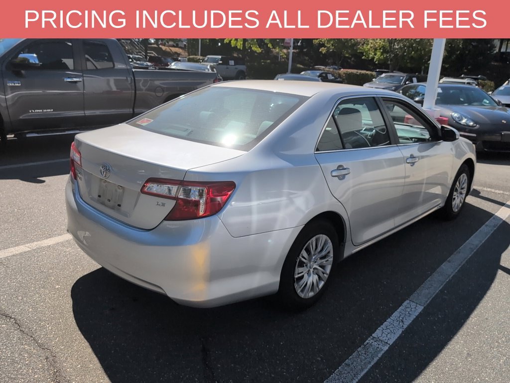 Used 2014 Toyota Camry LE FWD image 7