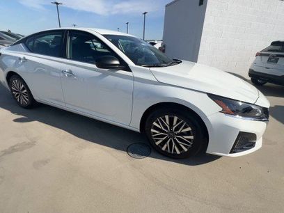 Used 2025 Nissan Altima 2.5 SV