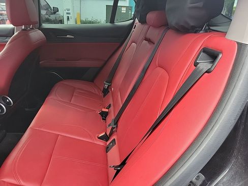 Used 2021 Alfa Romeo Stelvio Sprint w/ Nero Edizione RWD image 22