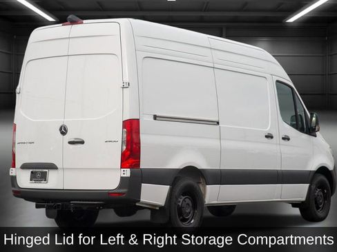 Used 2025 Mercedes-Benz Sprinter 2500 image 13
