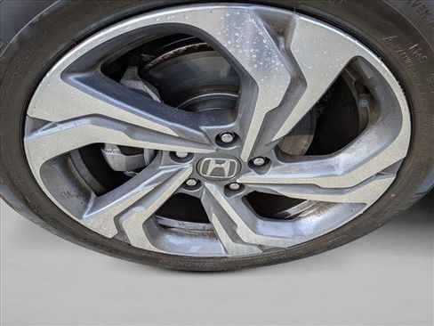 Used 2018 Honda Accord EX image 15