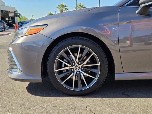 Used 2023 Toyota Camry XLE FWD image 9