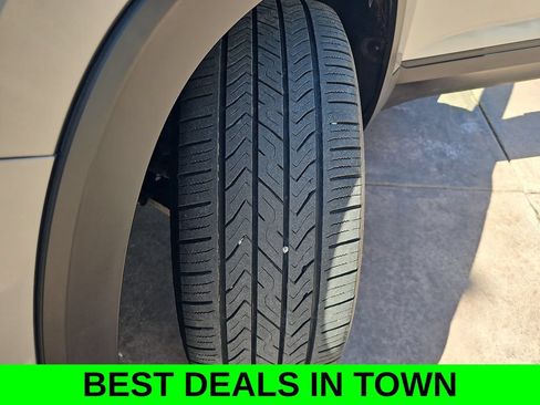 Used 2023 Volkswagen Atlas SE FWD image 36