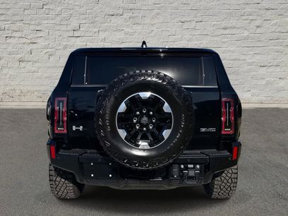 Used 2025 GMC Hummer EV 2X w/ Extreme Off-Road Package