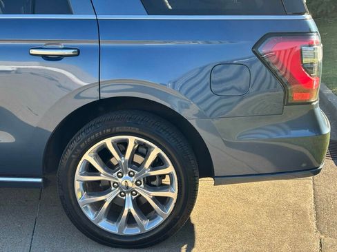 Used 2019 Ford Expedition Platinum AWD/4WD image 39