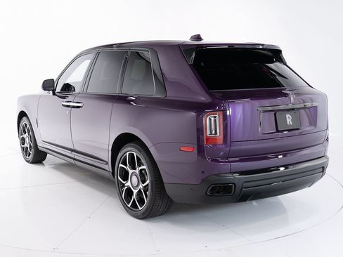 Certified 2022 Rolls-Royce Cullinan Black Badge w/ Dark Exterior Package AWD/4WD image 3