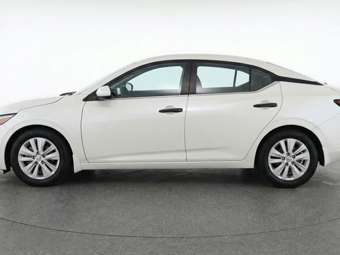 Used 2025 Nissan Sentra S FWD image 5