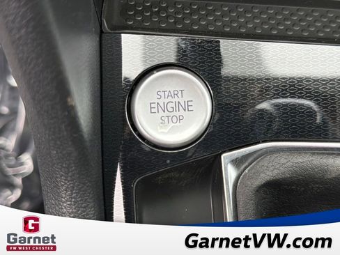 New 2026 Volkswagen Taos SE image 28