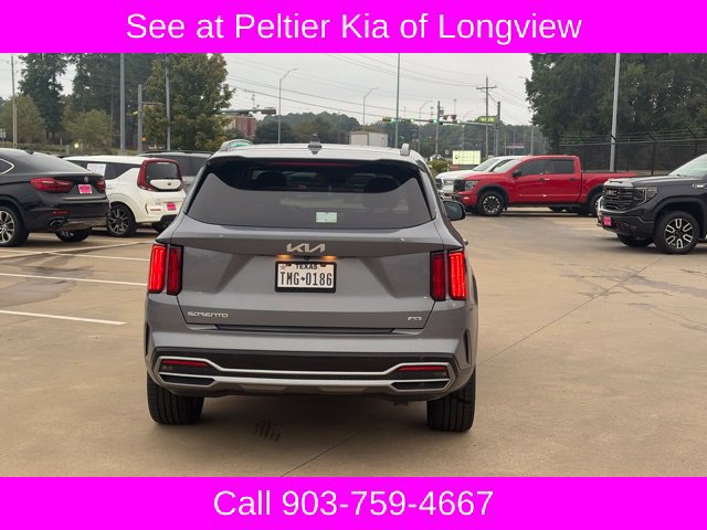 Used 2023 Kia Sorento SX AWD/4WD image 6