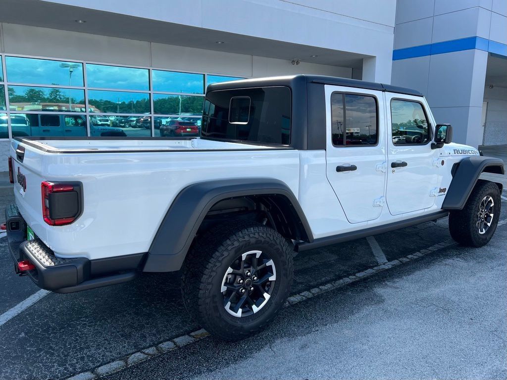 Used 2026 Jeep Gladiator Rubicon AWD/4WD image 4