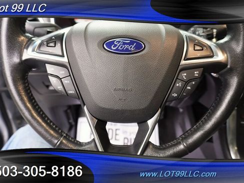 Used 2017 Ford Edge Titanium w/ Technology Package AWD/4WD image 15