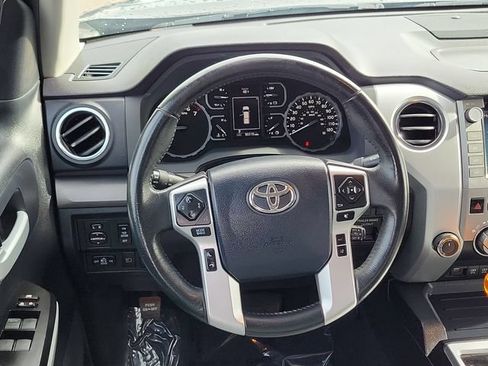 Used 2020 Toyota Tundra SR5 w/ SR5 Leather Package AWD/4WD image 12