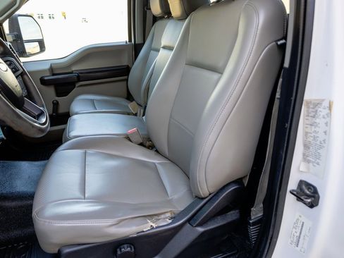 Used 2018 Ford F250 XL image 10