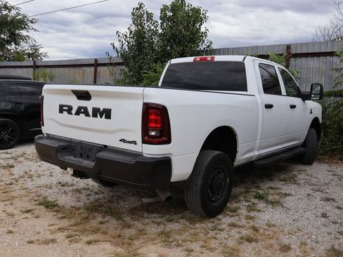 Used 2026 RAM 2500 Tradesman AWD/4WD image 19