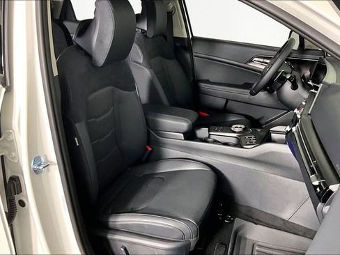 New 2026 Kia Sportage SX Prestige image 11