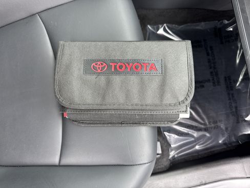Used 2024 Toyota RAV4 XLE Premium FWD image 37