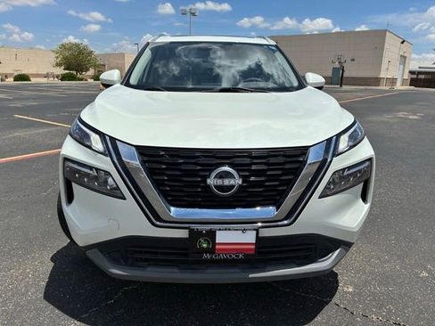 Certified 2023 Nissan Rogue SV FWD image 9