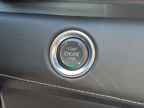 Certified 2024 Cadillac Escalade V w/ LPO, ONYX Package AWD/4WD image 20