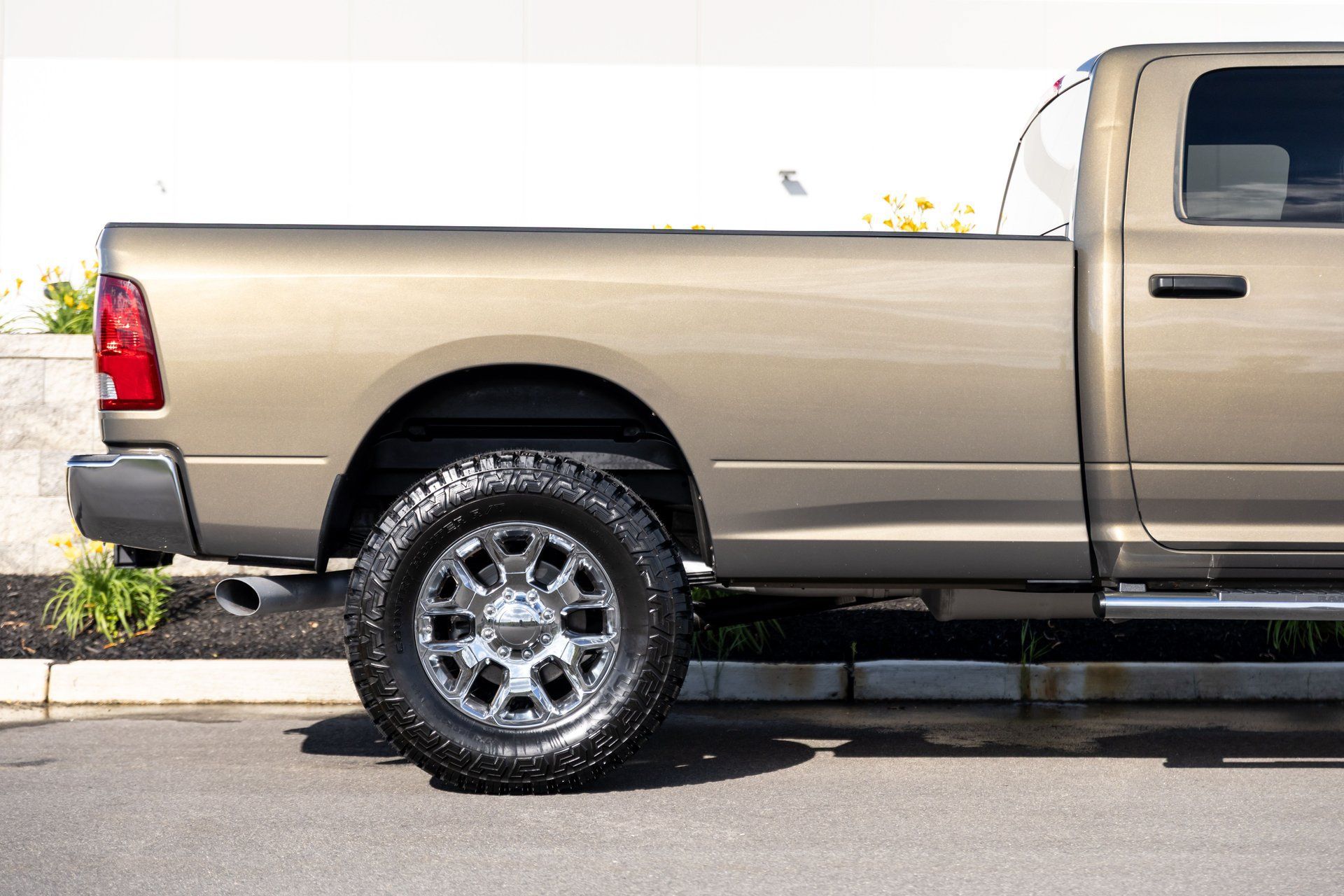 Used 2013 RAM 2500 Tradesman w/ Chrome Appearance Group AWD/4WD image 9