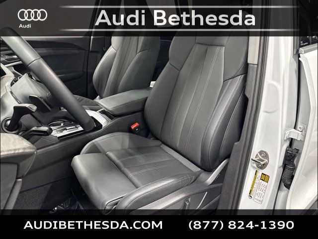 Used 2025 Audi Q5 Premium Plus w/ Premium Plus AWD/4WD image 28