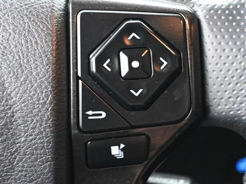 Used 2023 Toyota 4Runner Limited RWD image 11
