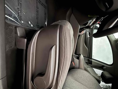 Used 2020 Hyundai Santa Fe SE image 96