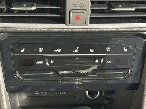 New 2026 Volkswagen Taos SEL image 19