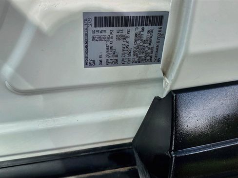 Used 2024 Nissan Rogue S FWD image 18