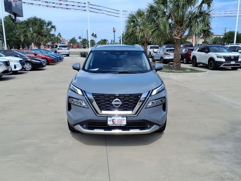 Used 2022 Nissan Rogue Platinum w/ Head-Up Display Package FWD image 8
