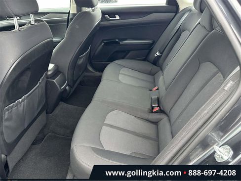 Used 2021 Kia K5 LXS image 9