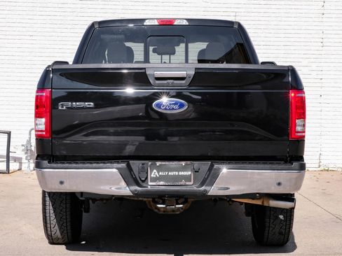 Used 2017 Ford F150 XLT w/ Equipment Group 302A Luxury image 8