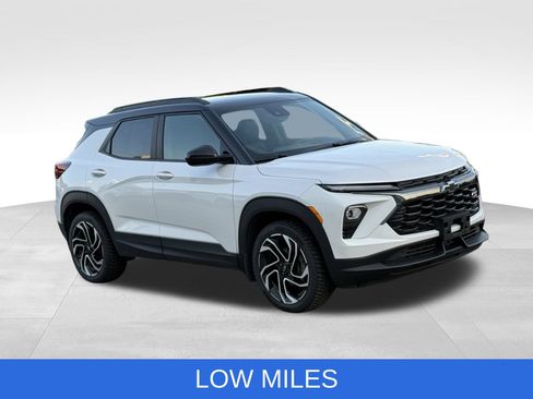 Used 2024 Chevrolet TrailBlazer RS AWD/4WD image 12