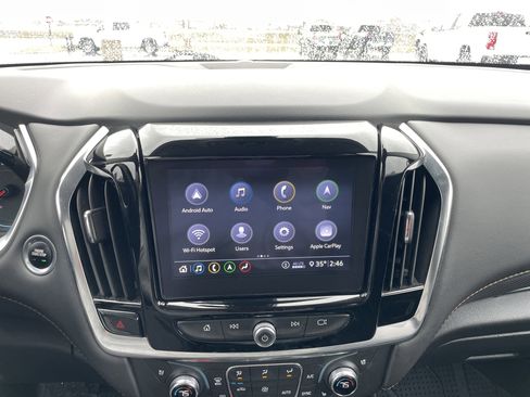 Used 2021 Chevrolet Traverse Premier image 12