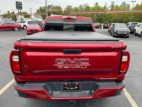 Used 2026 GMC Canyon Denali AWD/4WD image 8